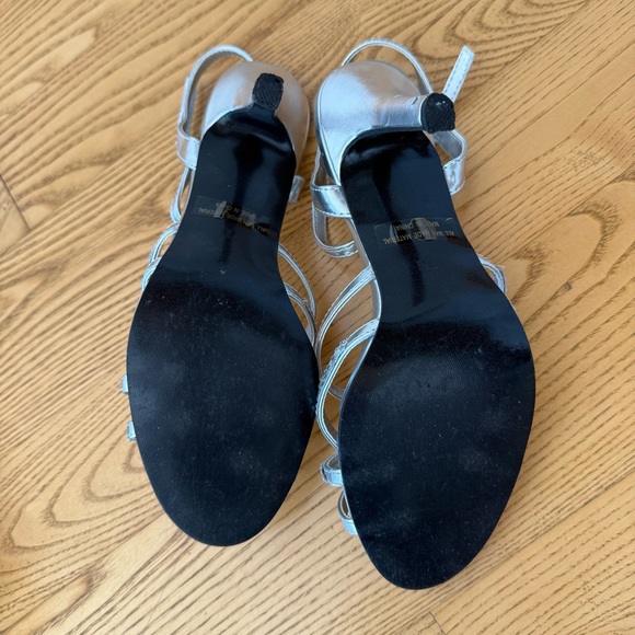 Touch Ups Glittering Silver Heels Size 7 - Picture 4 of 15